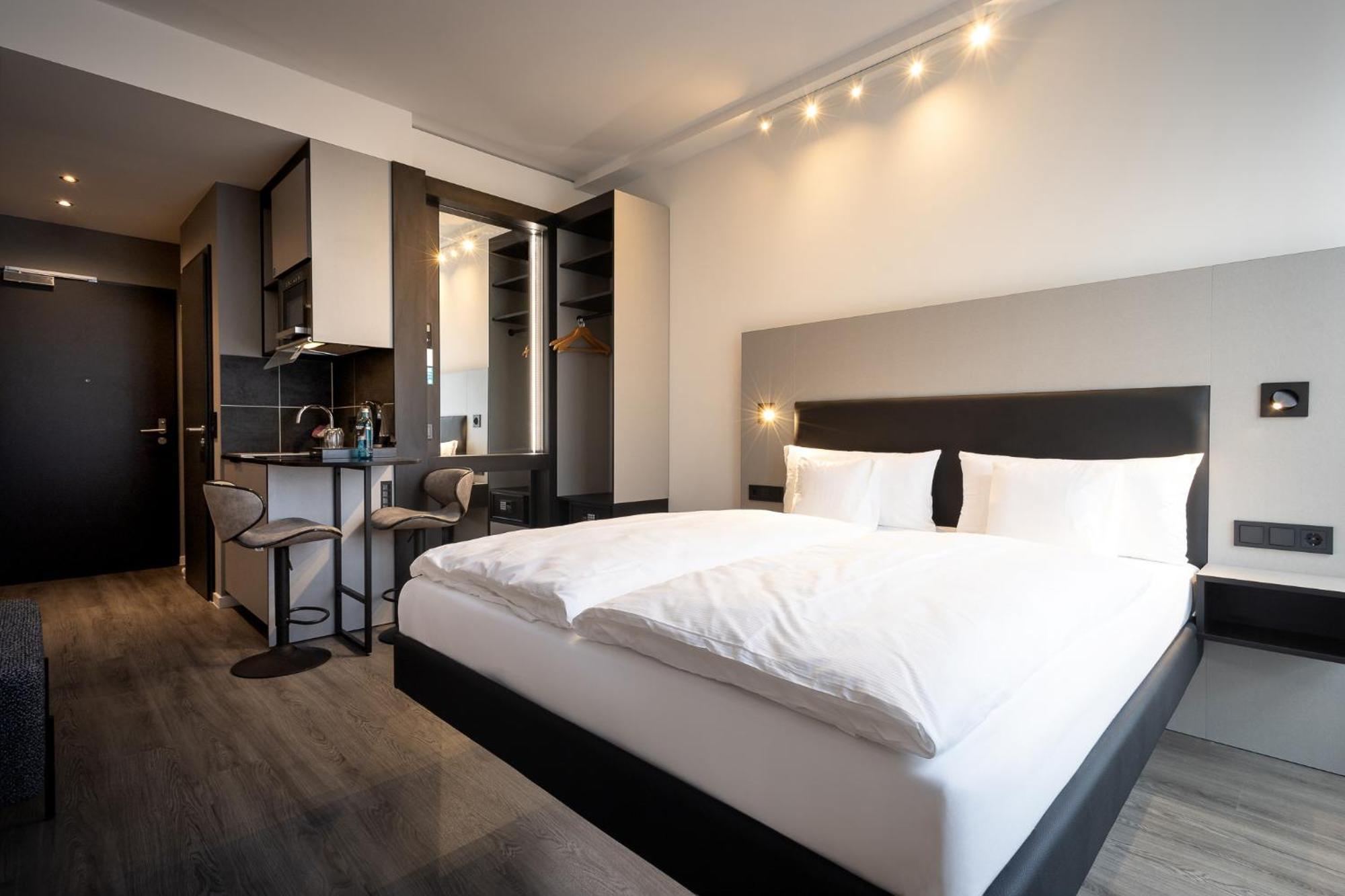 Ginn Apartment-Hotel Stuttgart-Esslingen Έσλινγκεν Εξωτερικό φωτογραφία